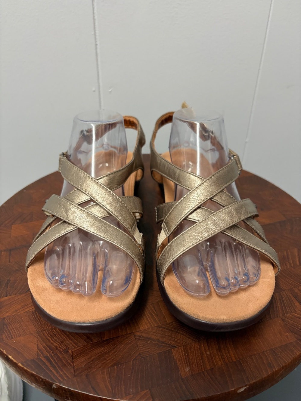 Clark's Women's Kitly Go Strappy Sandals Metallic Leather Size 11W